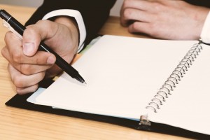 1日のタスクリストを正確に作成することで目標を達成する