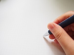 医療事務が胸ポケットに入れていいボールペンは何本まで？