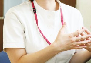 看護師と医療事務どちらを目指したらよいか