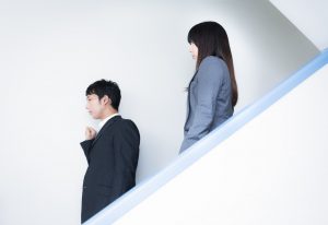 新人研修は大変!教育係を担当する医療事務の負担と悩みの解決方法