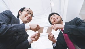 退職時の引き継ぎは義務？引き継ぎ計画書を作って円満退職する方法